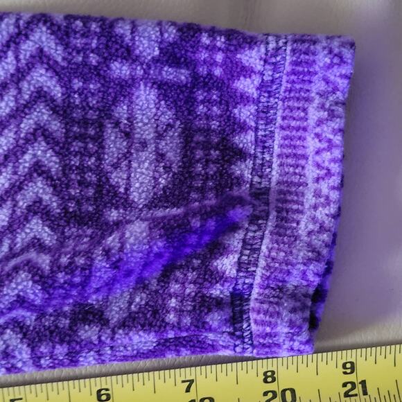 Columbia Womens Sweater Geometric Design Great Condition Size Medium - Picture 7 of 8